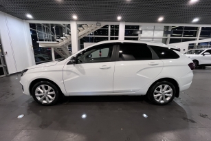 LADA VESTA