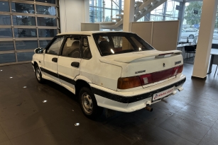 LADA 2115