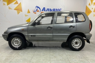 CHEVROLET NIVA