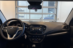 LADA VESTA