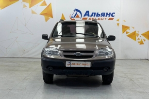 CHEVROLET NIVA