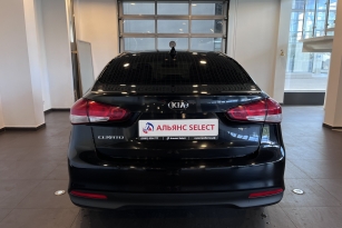 KIA CERATO