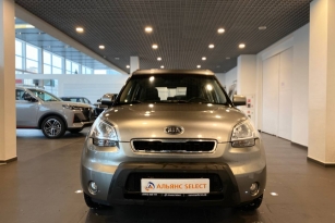 KIA SOUL