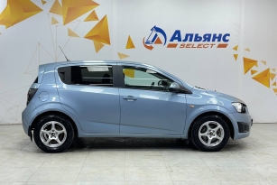CHEVROLET AVEO