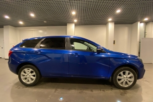 LADA VESTA