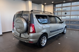 LADA LARGUS