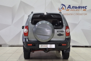 CHEVROLET NIVA