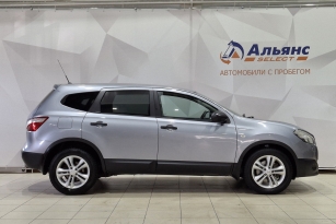 NISSAN QASHQAI+2