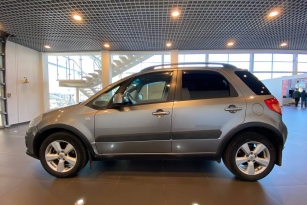 SUZUKI SX 4