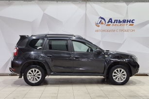 NISSAN TERRANO