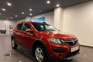 RENAULT SANDERO STEPWAY