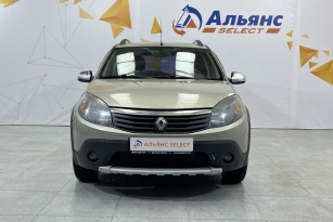 RENAULT SANDERO