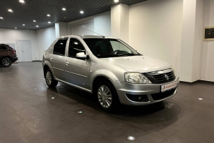 RENAULT LOGAN