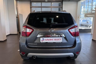 NISSAN TERRANO