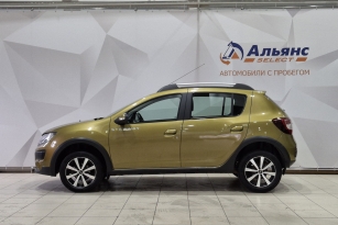 RENAULT SANDERO