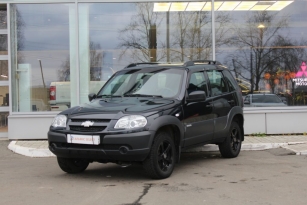 CHEVROLET NIVA