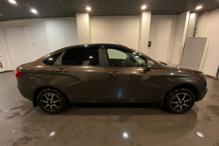 LADA VESTA