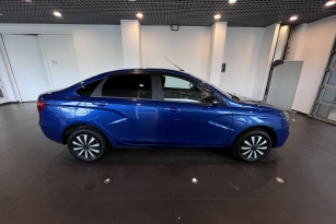 LADA VESTA