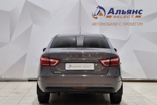 LADA VESTA