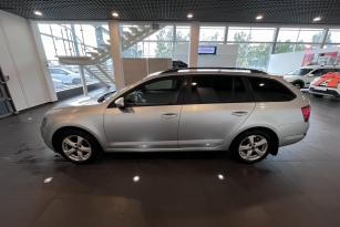 SKODA OKTAVIA