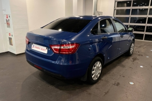LADA VESTA