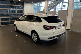 LADA VESTA