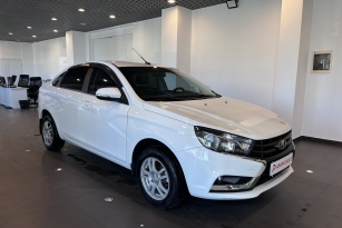 LADA VESTA
