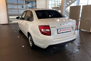 LADA GRANTA