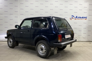 LADA 2121 (4X4)