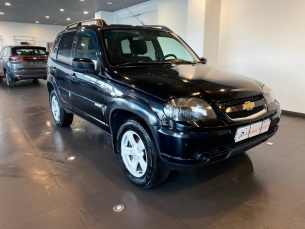 CHEVROLET NIVA
