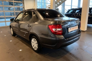 LADA GRANTA