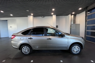 LADA GRANTA