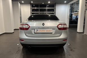RENAULT FLUENCE