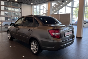 LADA GRANTA