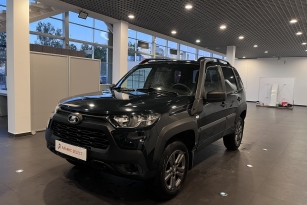 LADA NIVA TRAVEL