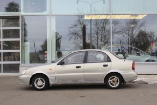 CHEVROLET LANOS