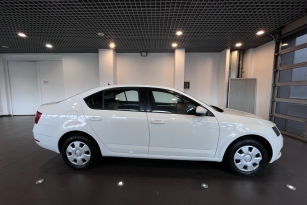 SKODA OKTAVIA