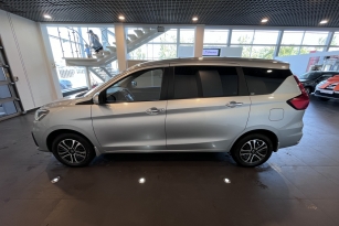 SUZUKI ERTIGA