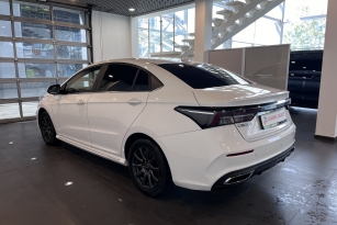 OMODA S5