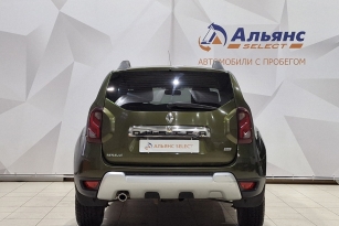 RENAULT DUSTER