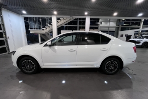 SKODA OKTAVIA