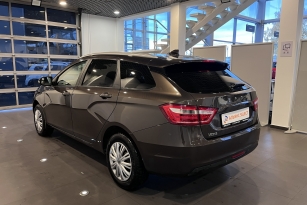 LADA VESTA