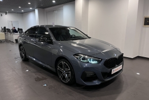 BMW 218I