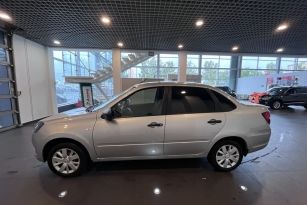 LADA GRANTA