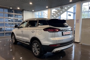 GEELY ATLAS PRO