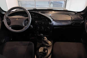 CHEVROLET NIVA