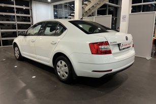 SKODA OKTAVIA