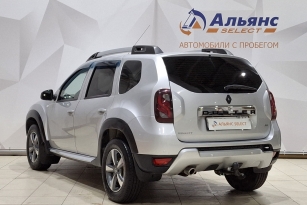 RENAULT DUSTER