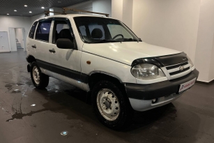 CHEVROLET NIVA