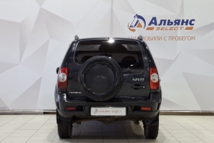 CHEVROLET NIVA